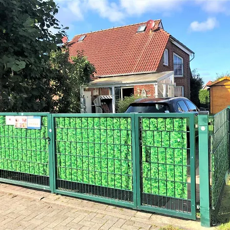Huus Wattenmeer In Neßmersiel An Der Nordsee *