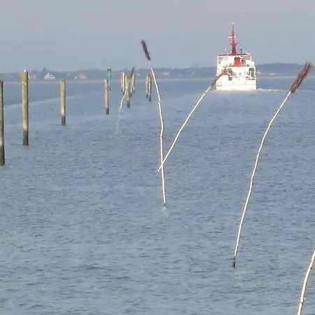 Huus Wattenmeer In Nessmersiel An Der Nordsee